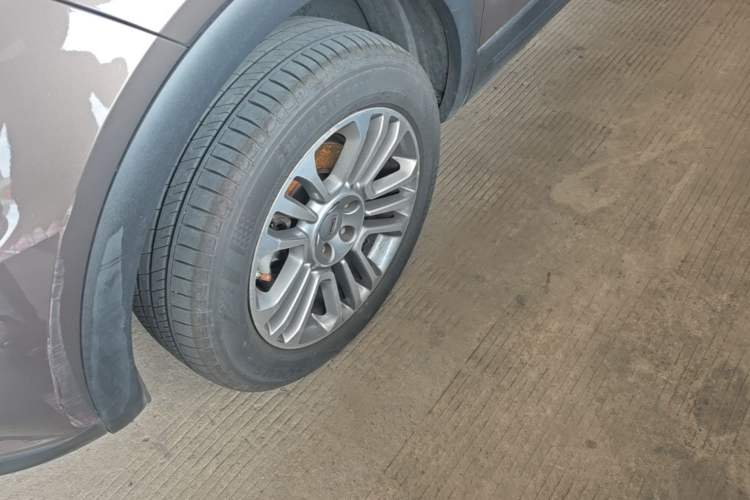 Used Qoros 5 2018 Revised 1.6T Automatic Luxury Version Left Front Wheel Hub