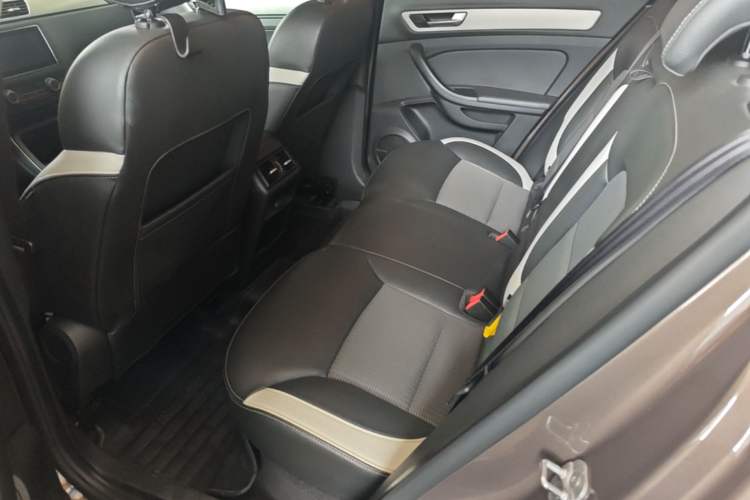 Used Qoros 5 2018 Revised 1.6T Automatic Luxury Version Left Rear Seat