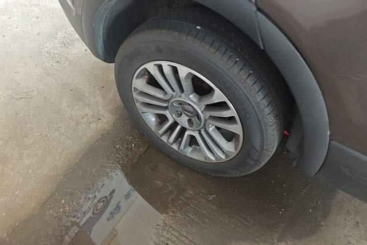 Used Qoros 5 2018 Revised 1.6T Automatic Luxury Version Right Rear Wheel Hub