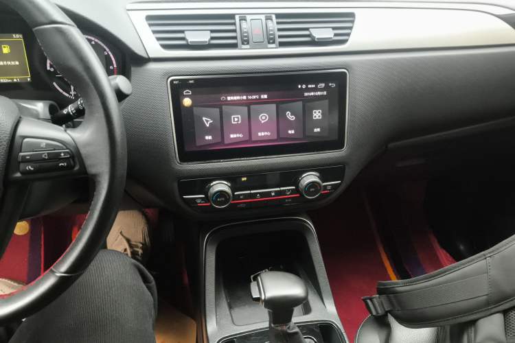 Used Qoros 5 2018 Revised 1.6T Automatic Luxury Version Audio And AC Panel