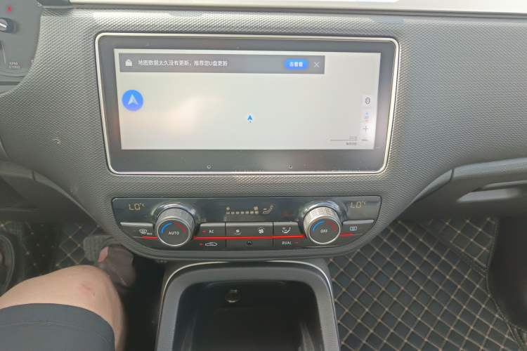 Used Qoros 5 2018 Revised 1.6T Automatic Luxury Version Audio And AC Panel