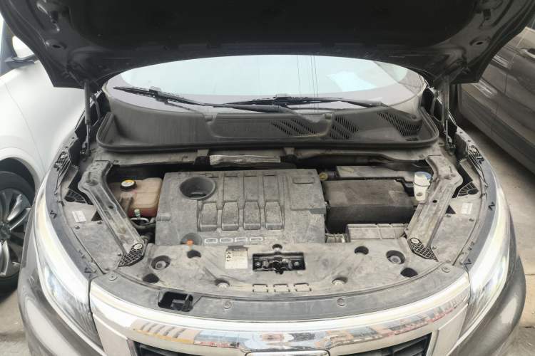 Used Qoros 5 2018 Revised 1.6T Automatic Luxury Version Engine Bay