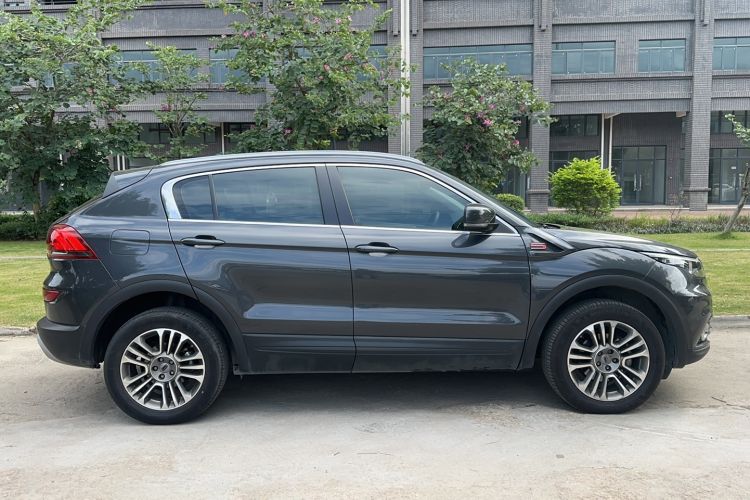 Used Qoros 5 2018 1.6T Automatic Prestige Model Exterior 2