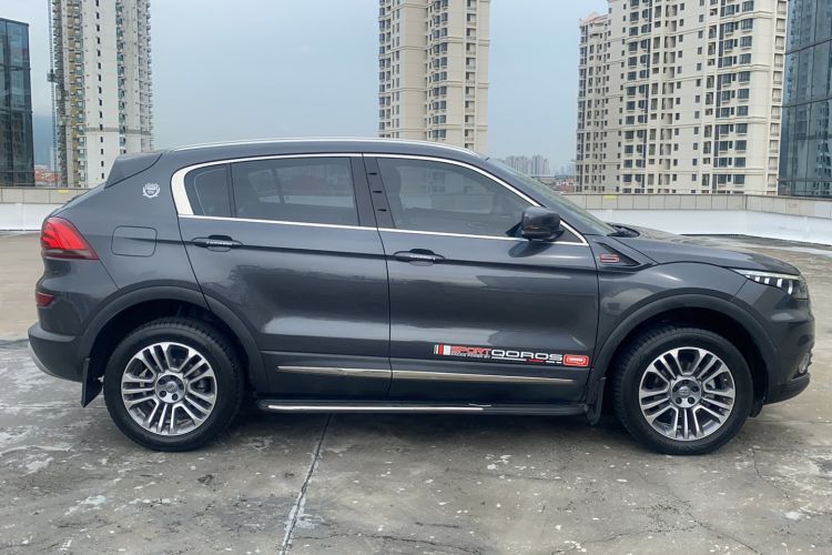 Used Qoros 5 2018 1.6T Automatic Prestige Model Exterior 2