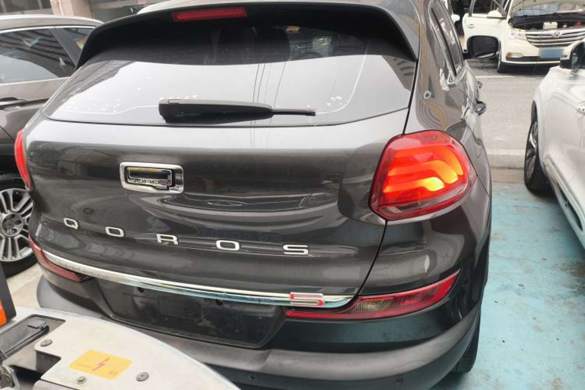 Used Qoros 5 2018 Revised 1.6T Automatic Luxury Version Exterior 4