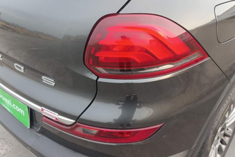 Used Qoros 5 2018 1.6T Automatic Prestige Model Exterior 6