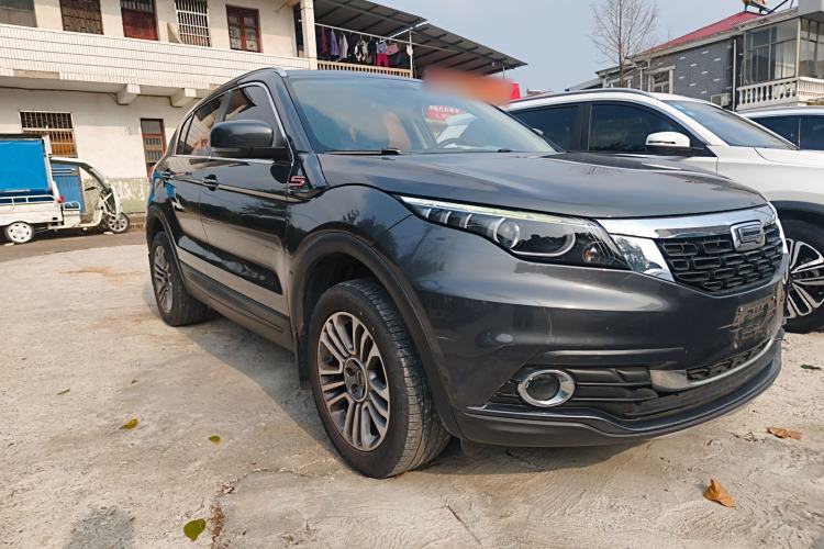 Used Qoros 5 2018 Revised 1.6T Automatic Luxury Version Front Right 45 Deg