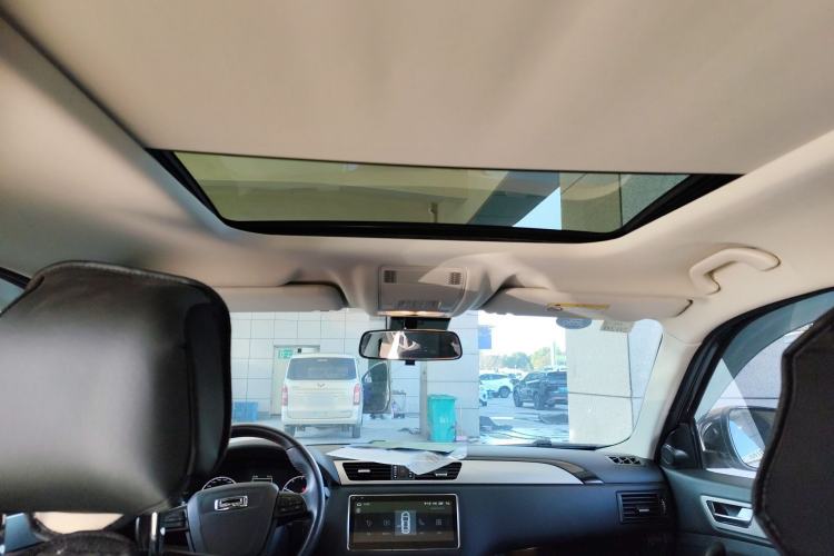 Used Qoros 5 2018 Revised 1.6T Automatic Luxury Version Headliner