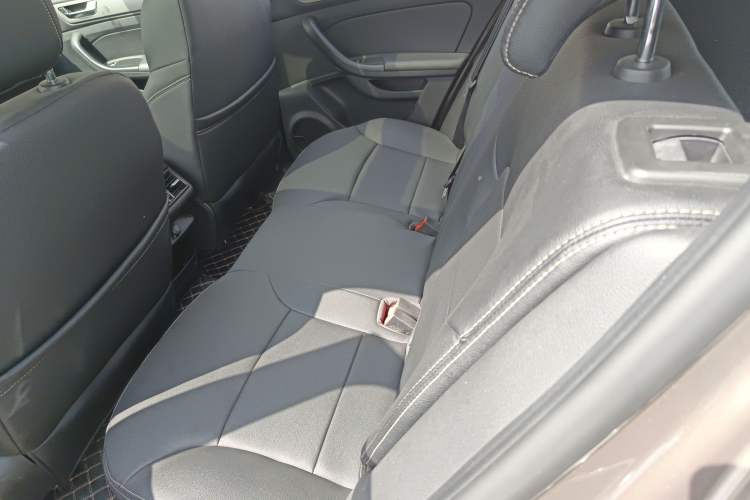Used Qoros 5 2018 Revised 1.6T Automatic Luxury Version Interior 4