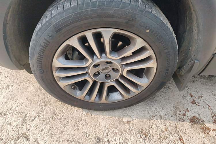 Used Qoros 5 2018 Revised 1.6T Automatic Luxury Version Left Front Wheel Hub