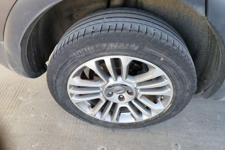 Used Qoros 5 2018 Revised 1.6T Automatic Luxury Version Right Rear Wheel Hub