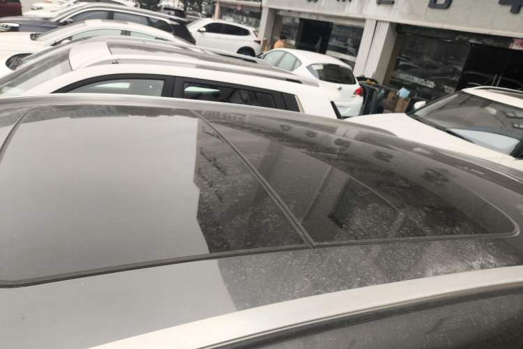 Used Qoros 5 2018 Revised 1.6T Automatic Luxury Version Roof