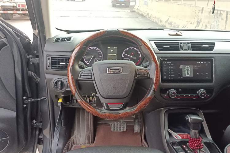 Used Qoros 5 2018 1.6T Automatic Prestige Model Steering Wheel