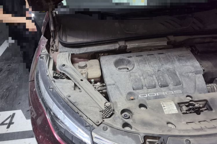 Used Qoros 5 2018 1.6T Automatic Prestige Model Engine Bay Right