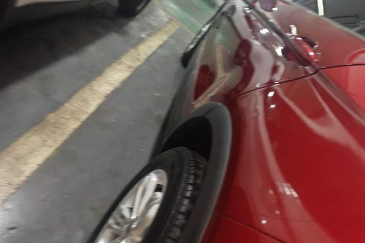 Used Qoros 5 2018 Revised Version 1.6T Automatic Leading Edition Left Side Sill