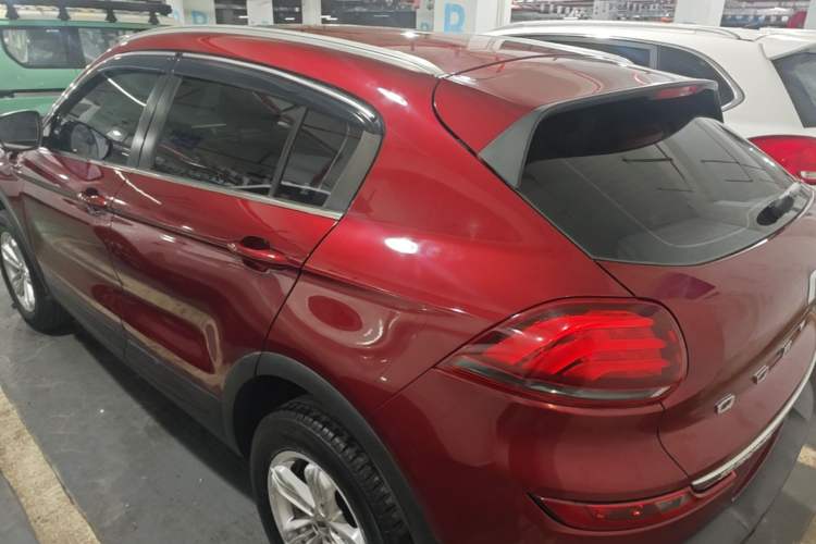 Used Qoros 5 2018 Revised Version 1.6T Automatic Leading Edition Rear Left 45 Deg