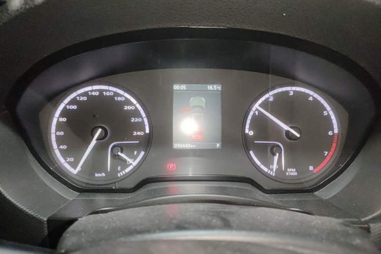 Used Qoros 5 2018 Revised Version 1.6T Automatic Leading Edition Instrument Cluster
