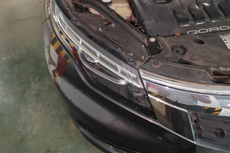 Used Qoros 5 2018 1.6T Automatic Prestige Model Right Front Headlight