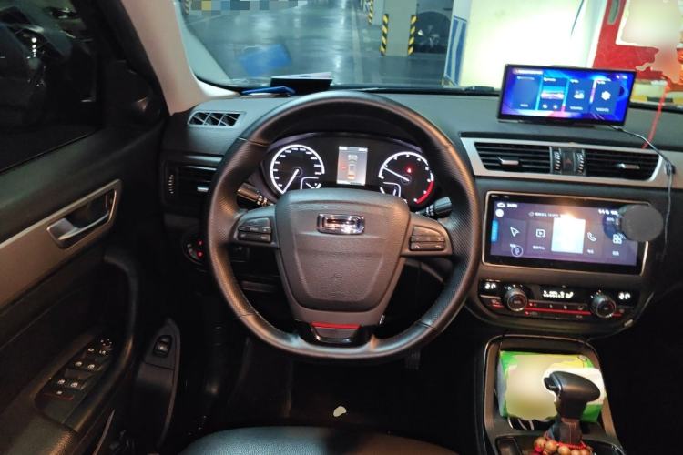 Used Qoros 5 2018 1.6T Automatic Prestige Model Steering Wheel