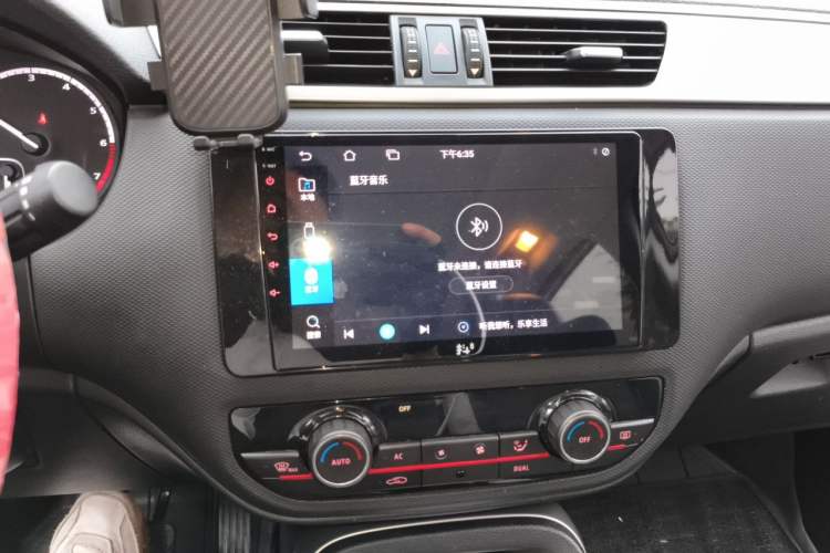 Used Qoros 5 2018 Revised 1.6T Automatic Luxury Version Audio And AC Panel