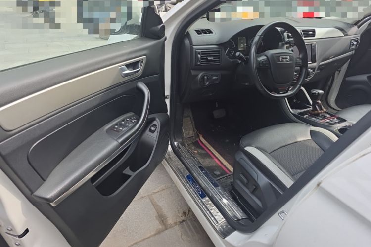 Used Qoros 5 2018 1.6T Automatic Prestige Model Driver Seat