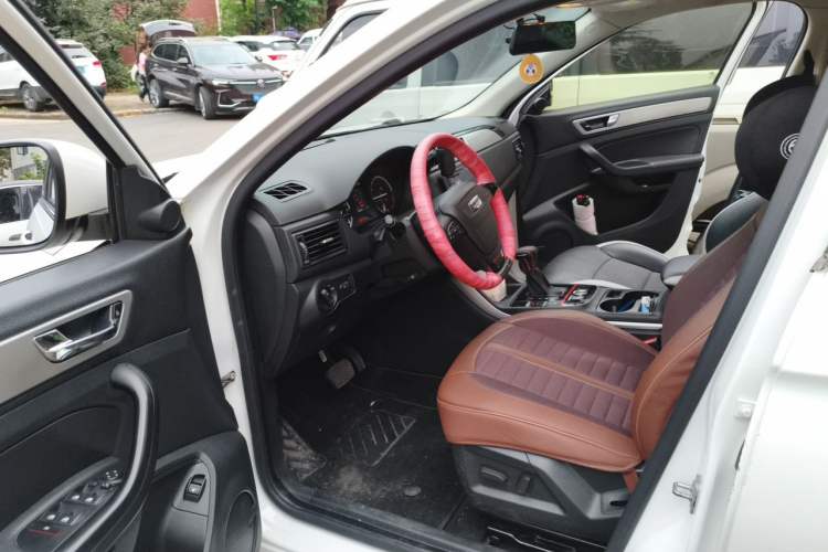 Used Qoros 5 2018 Revised 1.6T Automatic Luxury Version Driver Seat