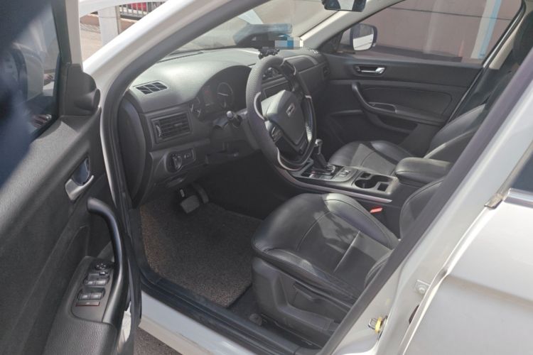 Used Qoros 5 2018 Revised Version 1.6T Automatic Leading Edition Driver Seat