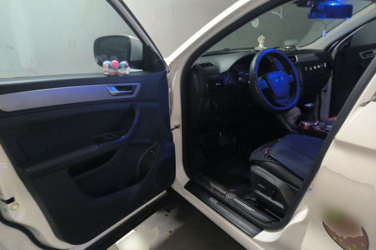Used Qoros 5 2018 Revised 1.6T Automatic Luxury Version Driver Seat
