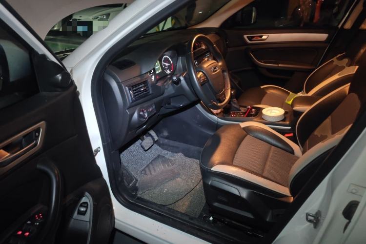 Used Qoros 5 2018 1.6T Automatic Prestige Model Driver Seat