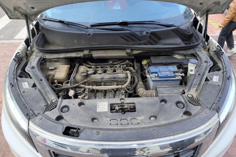Used Qoros 5 2018 Revised Version 1.6T Automatic Leading Edition Engine Bay