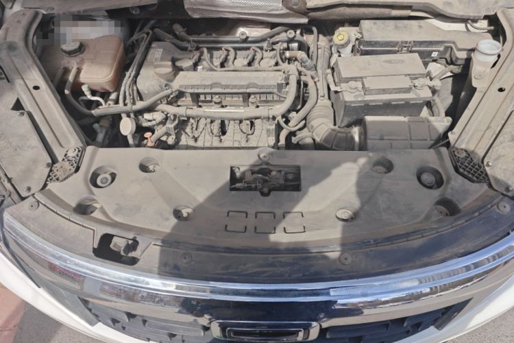 Used Qoros 5 2018 Revised Version 1.6T Automatic Leading Edition Engine Bay