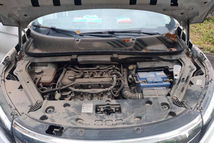 Used Qoros 5 2018 Revised Version 1.6T Automatic Leading Edition Engine Bay