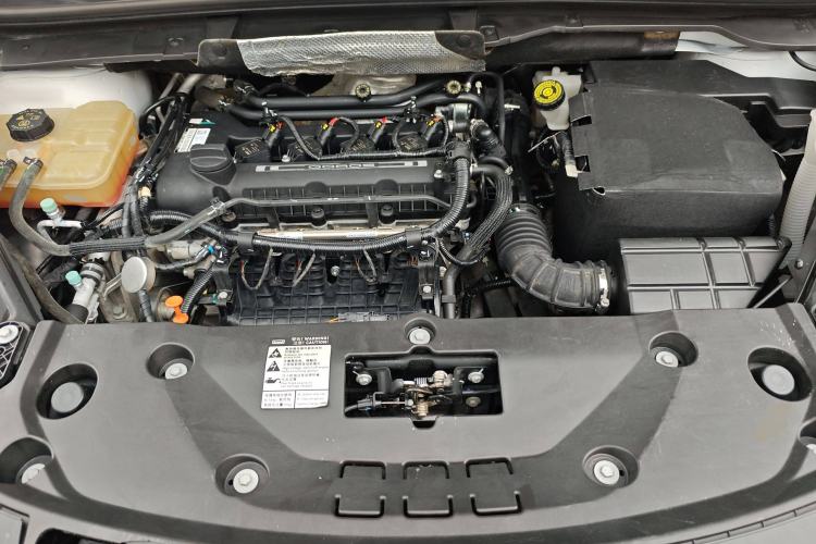 Used Qoros 5 2018 Revised Version 1.6T Automatic Leading Edition Engine Bay