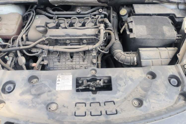Used Qoros 5 2018 1.6T Automatic Leading Model Engine Bay
