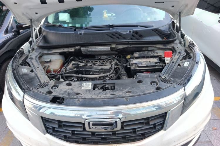Used Qoros 5 2018 Revised Version 1.6T Automatic Leading Edition Engine Bay