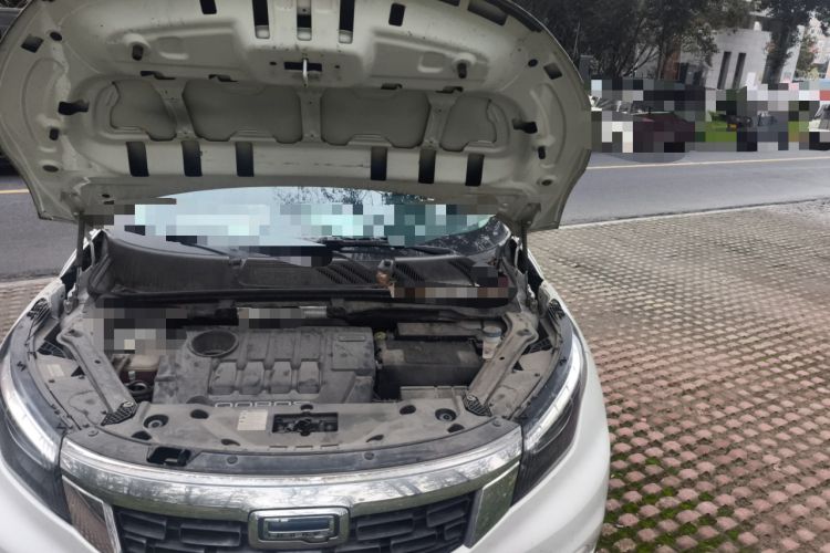 Used Qoros 5 2018 Revised 1.6T Automatic Luxury Version Engine Bay Left