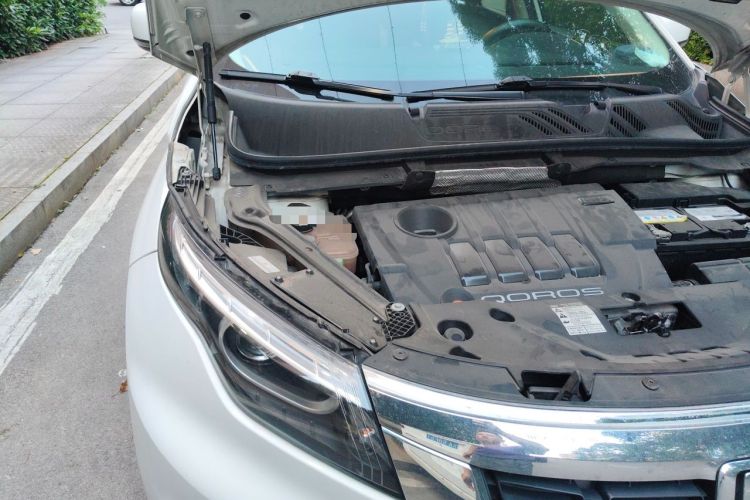 Used Qoros 5 2018 Revised 1.6T Automatic Luxury Version Engine Bay Right