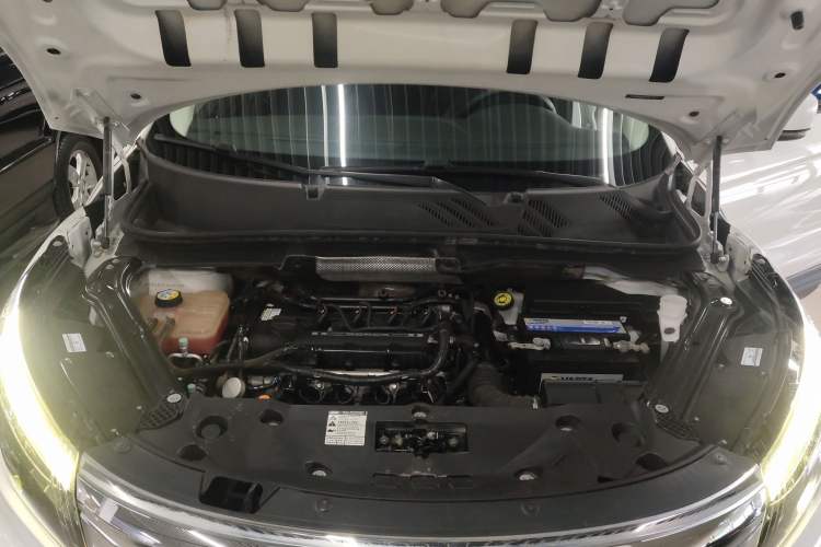 Used Qoros 5 2018 Revised Version 1.6T Automatic Leading Edition Engine Bay