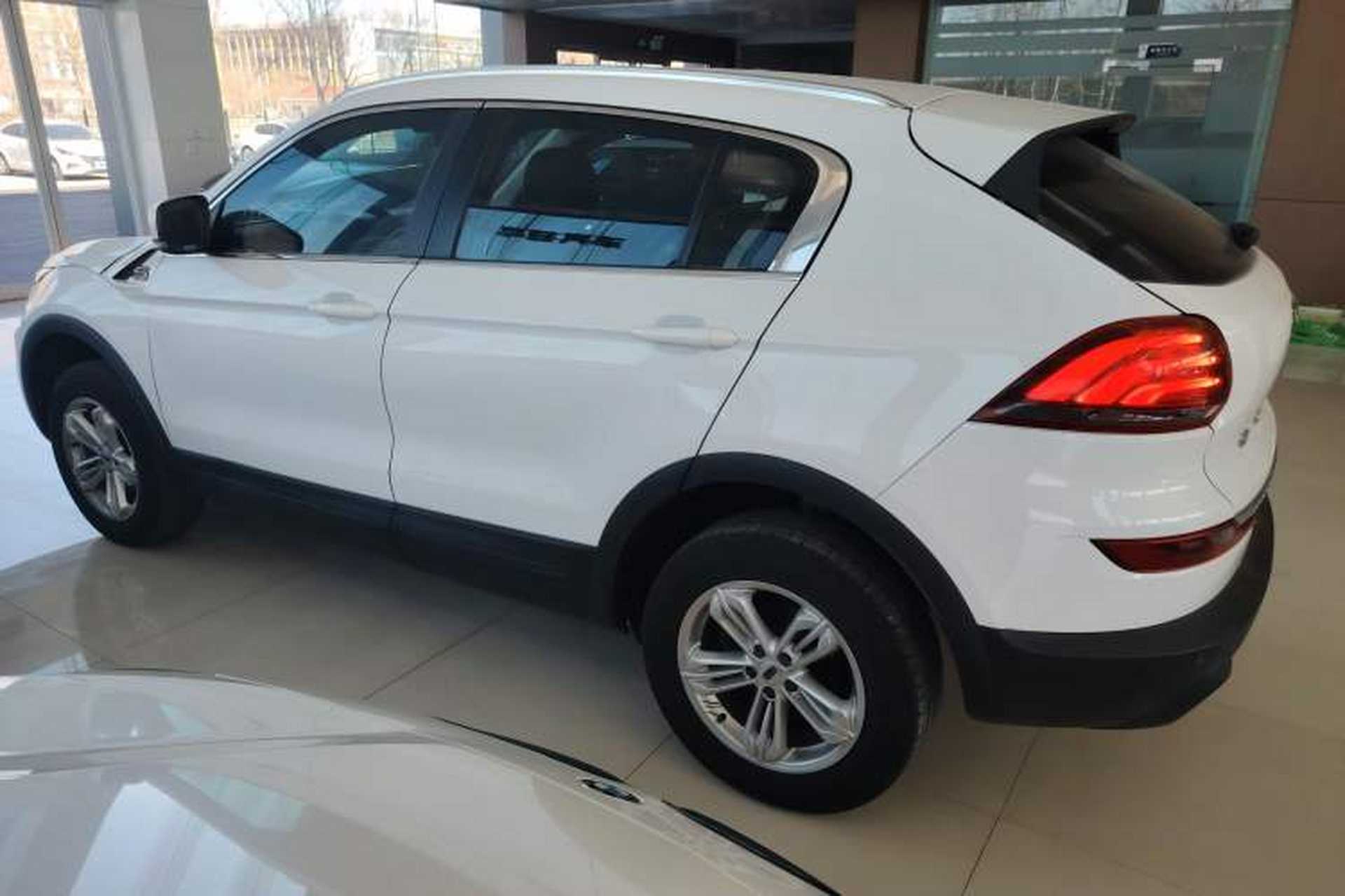 Used Qoros 5 2018 Revised Version 1.6T Automatic Leading Edition Exterior 3