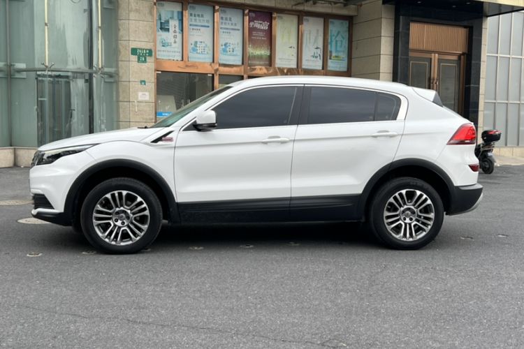 Used Qoros 5 2018 Revised 1.6T Automatic Luxury Version Exterior 7