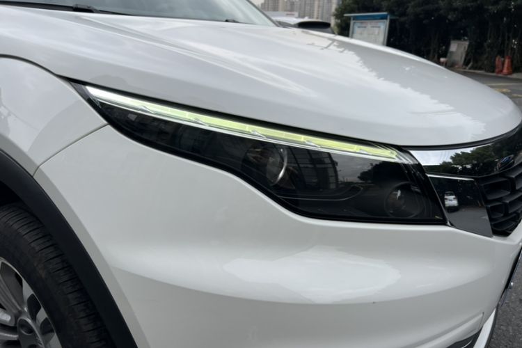 Used Qoros 5 2018 Revised 1.6T Automatic Luxury Version Exterior 8