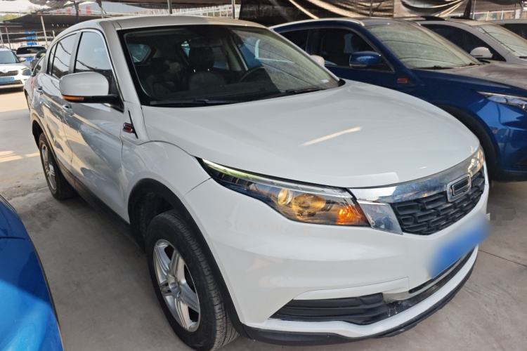 Used Qoros 5 2018 Revised Version 1.6T Automatic Leading Edition Front Right 45 Deg