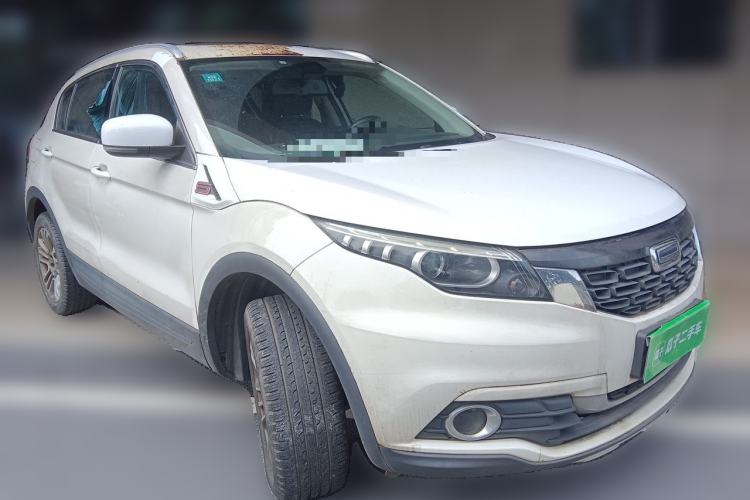Used Qoros 5 2018 1.6T Automatic Prestige Model Front Right 45 Deg