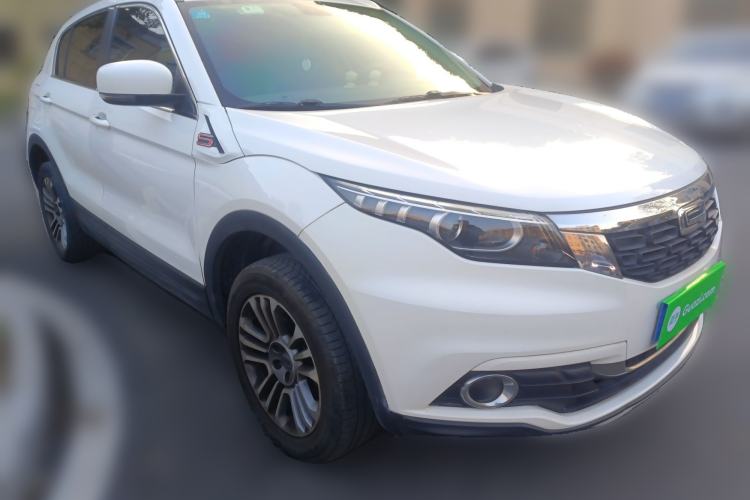 Used Qoros 5 2018 1.6T Automatic Prestige Model Front Right 45 Deg