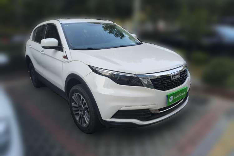 Used Qoros 5 2018 Revised 1.6T Automatic Luxury Version Front Right 45 Deg