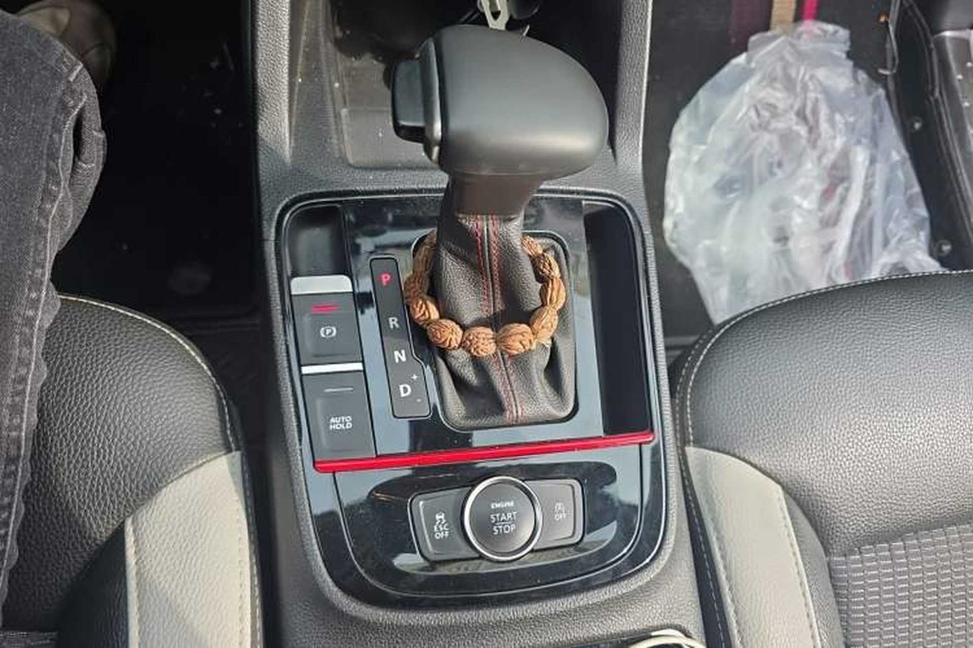 Used Qoros 5 2018 1.6T Automatic Prestige Model Gear Lever