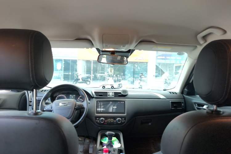 Used Qoros 5 2018 Revised Version 1.6T Automatic Leading Edition Headliner