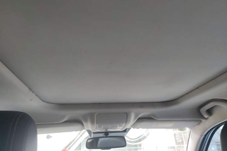 Used Qoros 5 2018 Revised 1.6T Automatic Luxury Version Headliner