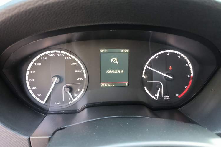 Used Qoros 5 2018 Revised Version 1.6T Automatic Leading Edition Instrument Cluster