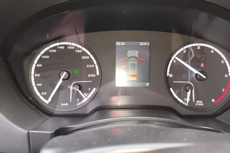 Used Qoros 5 2018 Revised 1.6T Automatic Luxury Version Instrument Cluster